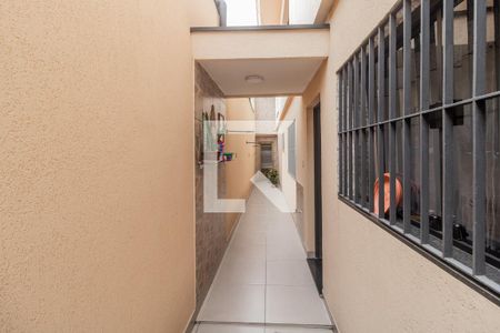 Casa à venda com 150m², 4 quartos e 2 vagas Casa à venda com 150m², 4 quartos e 2 vagasCorredor