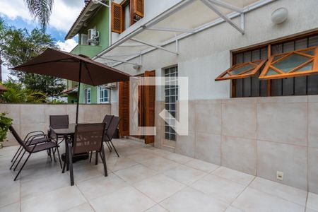 Casa de condomínio à venda com 170m², 3 quartos e 1 vagaÁrea externa