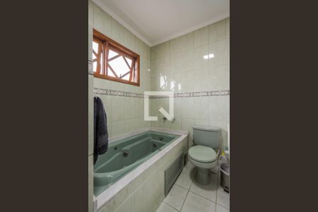 Banheiro da Suíte de casa de condomínio à venda com 3 quartos, 170m² em Sarandi, Porto Alegre