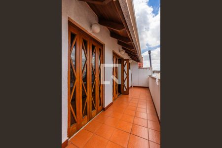 Casa de condomínio à venda com 170m², 3 quartos e 1 vagaVaranda 2