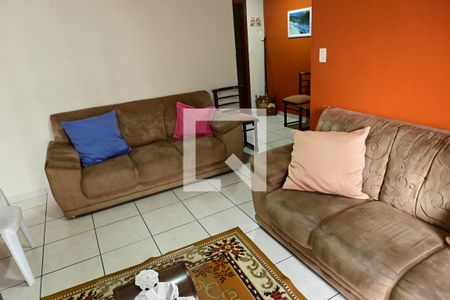 Sala de apartamento para alugar com 2 quartos, 70m² em Guilhermina, Praia Grande