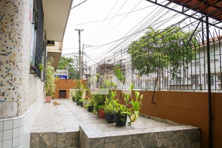 Apartamento para alugar com 75m², 2 quartos e sem vaga Apartamento para alugar com 75m², 2 quartos e sem vagaEntrada