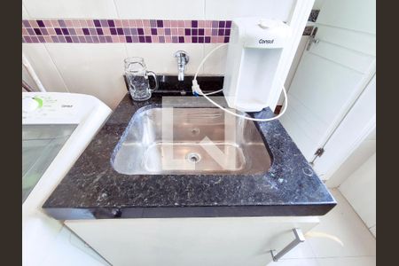 Casa de condomínio à venda com 80m², 1 quarto e 1 vagaÁrea de Serviço - Tanque