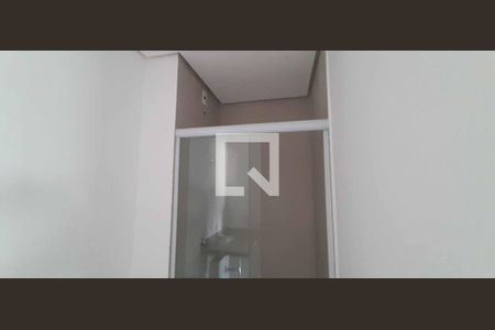 Banheiro da Suíte de kitnet/studio para alugar com 1 quarto, 38m² em Km 18, Osasco