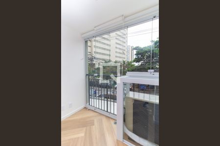 Varanda de apartamento à venda com 1 quarto, 34m² em Vila Mariana, São Paulo
