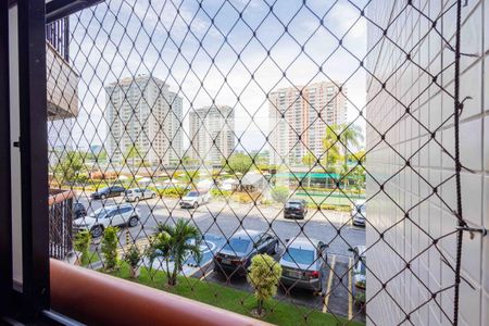 Apartamento à venda com 95m², 2 quartos e 1 vagaÁrea de Serviço Janela