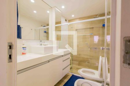 Apartamento à venda com 95m², 2 quartos e 1 vagaBanheiro Suíte