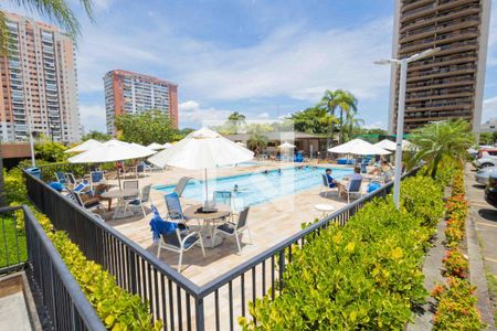 Apartamento à venda com 95m², 2 quartos e 1 vagaÁrea Comum Piscina