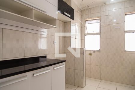 Apartamento à venda com 62m², 2 quartos e 1 vaga Apartamento à venda com 62m², 2 quartos e 1 vagaCozinha e Área de Serviço