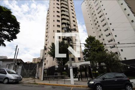 Apartamento para alugar com 68m², 2 quartos e 1 vaga Apartamento para alugar com 68m², 2 quartos e 1 vagaFachada