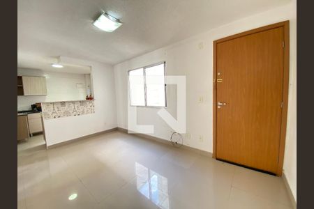 Sala de apartamento à venda com 2 quartos, 42m² em Igara, Canoas