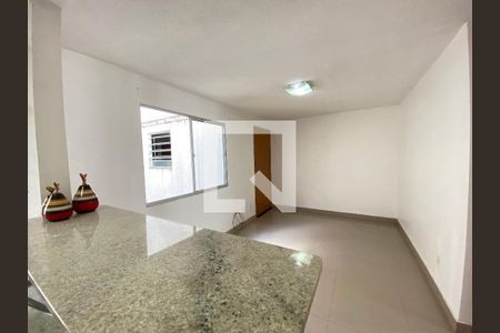 Sala de apartamento à venda com 2 quartos, 42m² em Igara, Canoas