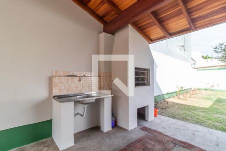 Casa para alugar com 110m², 2 quartos e 2 vagasChurrasqueira