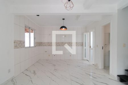 Casa para alugar com 110m², 2 quartos e 2 vagasCozinha