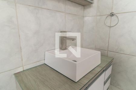 Casa para alugar com 110m², 2 quartos e 2 vagasBanheiro