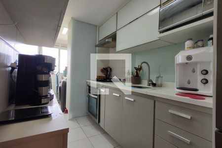 Apartamento à venda com 85m², 2 quartos e 1 vagaCozinha - Armários