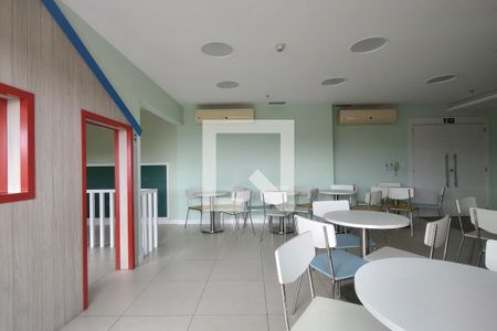 Apartamento à venda com 85m², 2 quartos e 1 vagaÁrea comum - Salão de festas