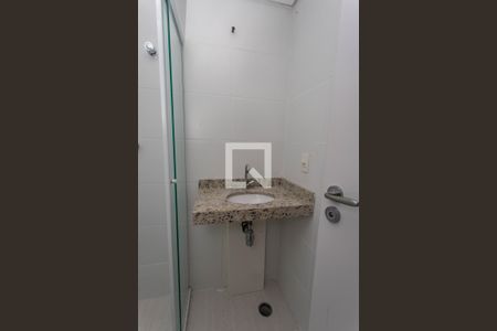 Apartamento para alugar com 75m², 3 quartos e 1 vaga Apartamento para alugar com 75m², 3 quartos e 1 vagaBanheiro