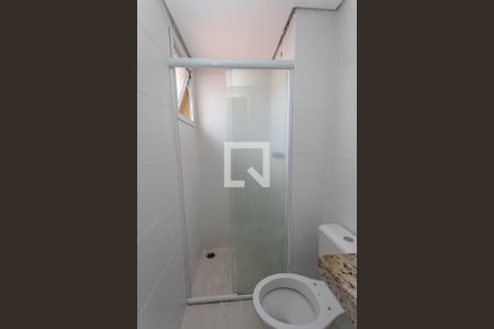 Banheiro de apartamento para alugar com 3 quartos, 75m² em Centro, Diadema