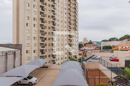 Vista da sala de apartamento à venda com 2 quartos, 54m² em Quitaúna, Osasco