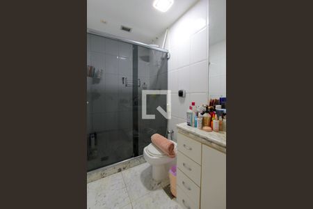 Apartamento à venda com 150m², 2 quartos e 2 vagas Apartamento à venda com 150m², 2 quartos e 2 vagasBanheiro do Quarto 2