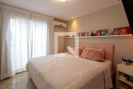 Apartamento à venda com 150m², 2 quartos e 2 vagas Apartamento à venda com 150m², 2 quartos e 2 vagasQuarto 2
