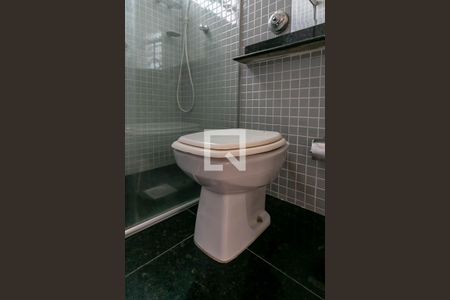 Apartamento à venda com 70m², 2 quartos e 1 vagaBanheiro Social