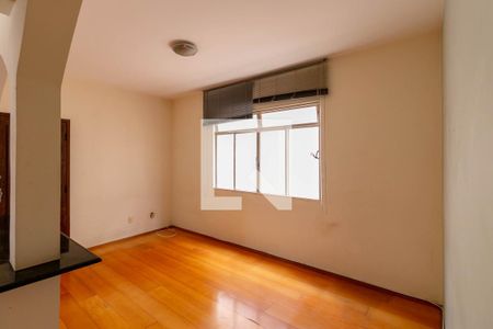 Sala de apartamento à venda com 2 quartos, 70m² em Alto Barroca, Belo Horizonte