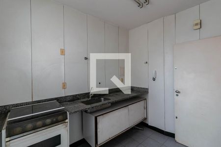 Apartamento à venda com 70m², 2 quartos e 1 vagaCozinha e Área de Serviço
