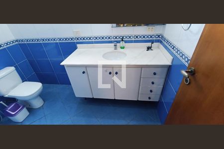 Casa à venda com 490m², 5 quartos e 6 vagas Casa à venda com 490m², 5 quartos e 6 vagasBanheiro 3