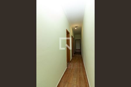 Corredor de apartamento para alugar com 3 quartos, 72m² em Vista Alegre, Rio de Janeiro