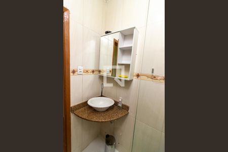 Apartamento à venda com 72m², 3 quartos e 1 vaga Apartamento à venda com 72m², 3 quartos e 1 vagaBanheiro Social