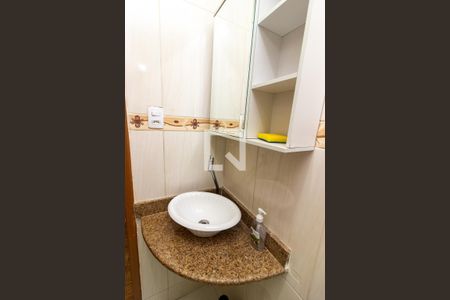 Apartamento à venda com 72m², 3 quartos e 1 vaga Apartamento à venda com 72m², 3 quartos e 1 vagaDetalhe do banheiro