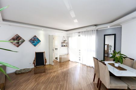 Sala de apartamento para alugar com 3 quartos, 74m² em Jardim Henriqueta, Taboão da Serra