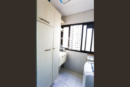Apartamento para alugar com 74m², 3 quartos e 1 vagaVaranda