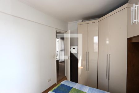 Apartamento para alugar com 74m², 3 quartos e 1 vagaquarto 2