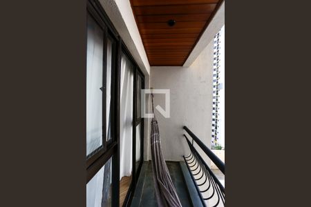 Varanda de apartamento para alugar com 3 quartos, 74m² em Jardim Henriqueta, Taboão da Serra