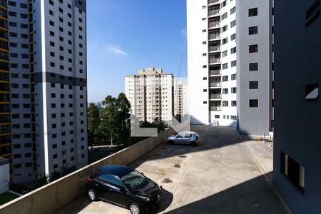 VISTA de apartamento para alugar com 3 quartos, 74m² em Jardim Henriqueta, Taboão da Serra