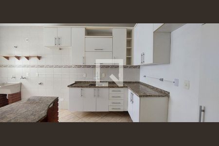 Apartamento para alugar com 72m², 2 quartos e 2 vagasCozinha
