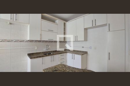 Apartamento para alugar com 72m², 2 quartos e 2 vagasCozinha