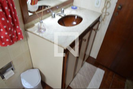 Apartamento à venda com 245m², 3 quartos e 2 vagas Apartamento à venda com 245m², 3 quartos e 2 vagasBanheiro