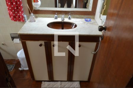 Apartamento à venda com 245m², 3 quartos e 2 vagas Apartamento à venda com 245m², 3 quartos e 2 vagasBanheiro