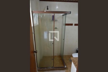 Apartamento à venda com 245m², 3 quartos e 2 vagas Apartamento à venda com 245m², 3 quartos e 2 vagasBanheiro da Suíte