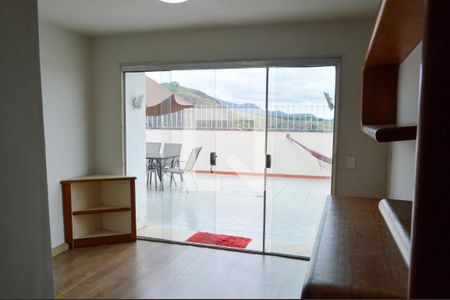 Apartamento à venda com 245m², 3 quartos e 2 vagas Apartamento à venda com 245m², 3 quartos e 2 vagasSala