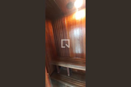 Apartamento à venda com 245m², 3 quartos e 2 vagas Apartamento à venda com 245m², 3 quartos e 2 vagasSaúna