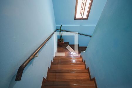 Escada de casa à venda com 3 quartos, 126m² em Parque Monte Alegre, Taboão da Serra