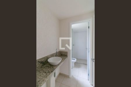 Apartamento à venda com 195m², 3 quartos e 2 vagas Apartamento à venda com 195m², 3 quartos e 2 vagasBanheiro dos Quartos 1 e 2