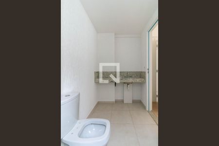 Apartamento à venda com 195m², 3 quartos e 2 vagas Apartamento à venda com 195m², 3 quartos e 2 vagasBanheiro da Suíte