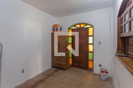 Sala de casa à venda com 2 quartos, 70m² em Boa Vista, Belo Horizonte