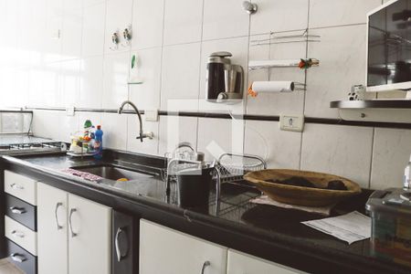 Apartamento à venda com 120m², 3 quartos e 2 vagas Apartamento à venda com 120m², 3 quartos e 2 vagasCozinha